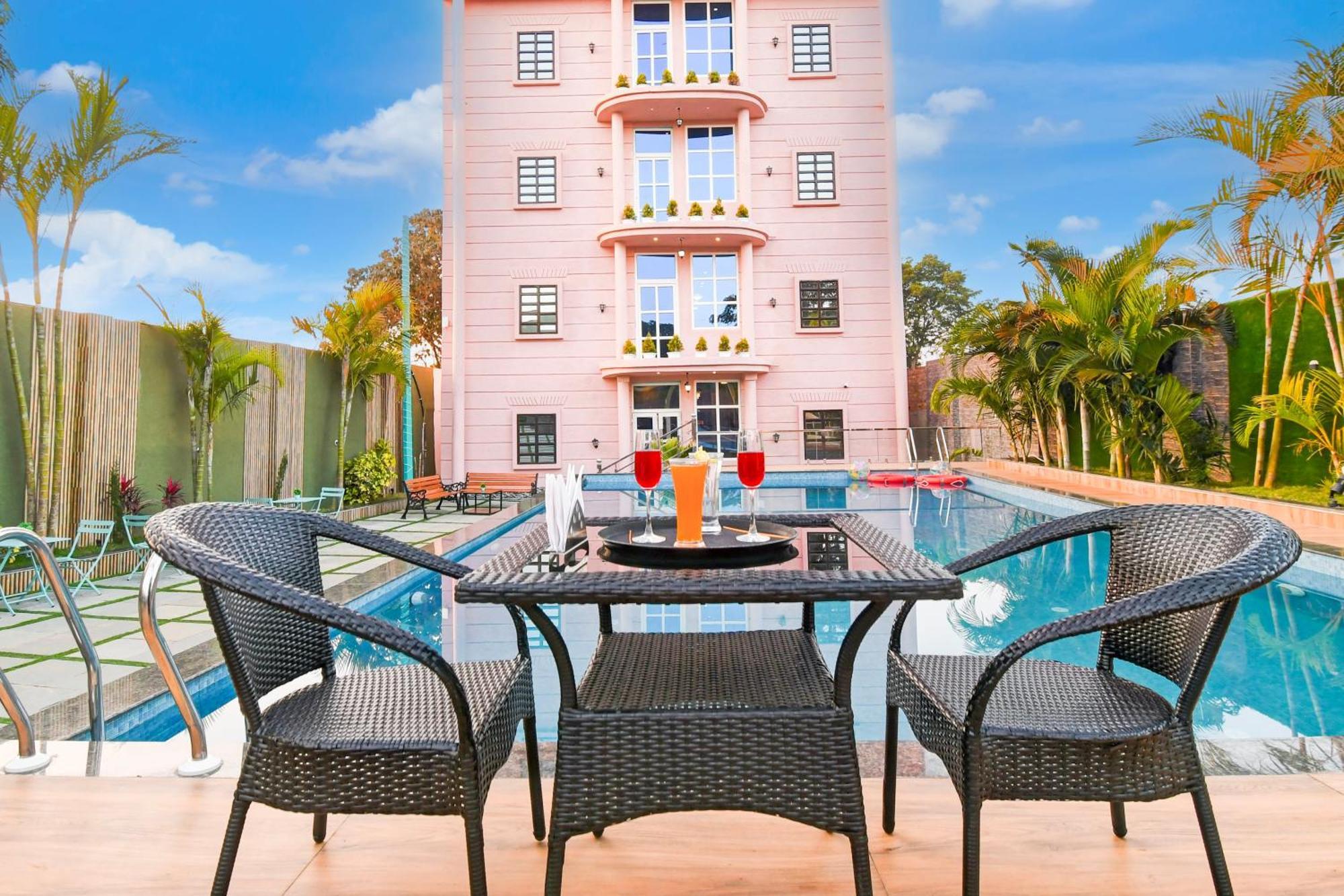 Hotel O M H Club And Resorts Ранчи Экстерьер фото