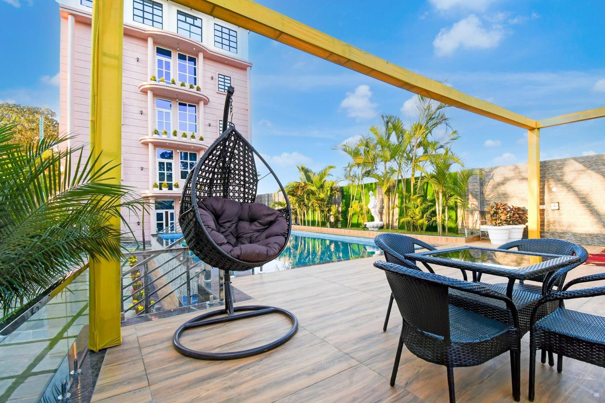 Hotel O M H Club And Resorts Ранчи Экстерьер фото